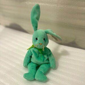 Ty Beanie Baby “Hippity” the Green Bunny 🐰 (1996)